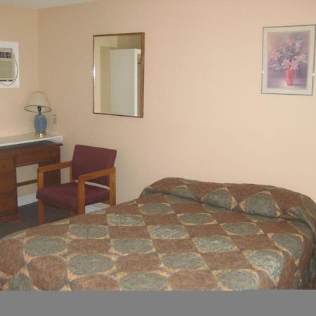 Hipwell'S Motel Fonthill Bagian luar foto