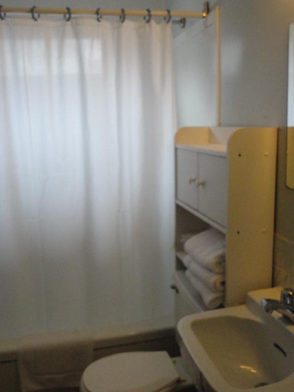 Hipwell'S Motel Fonthill Bagian luar foto